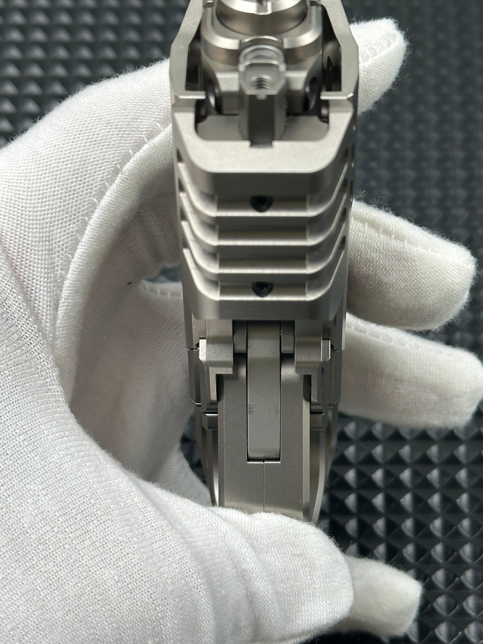Punnk Titanium