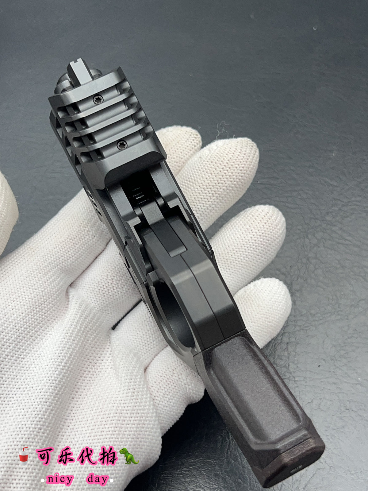 Punnk Zirconium