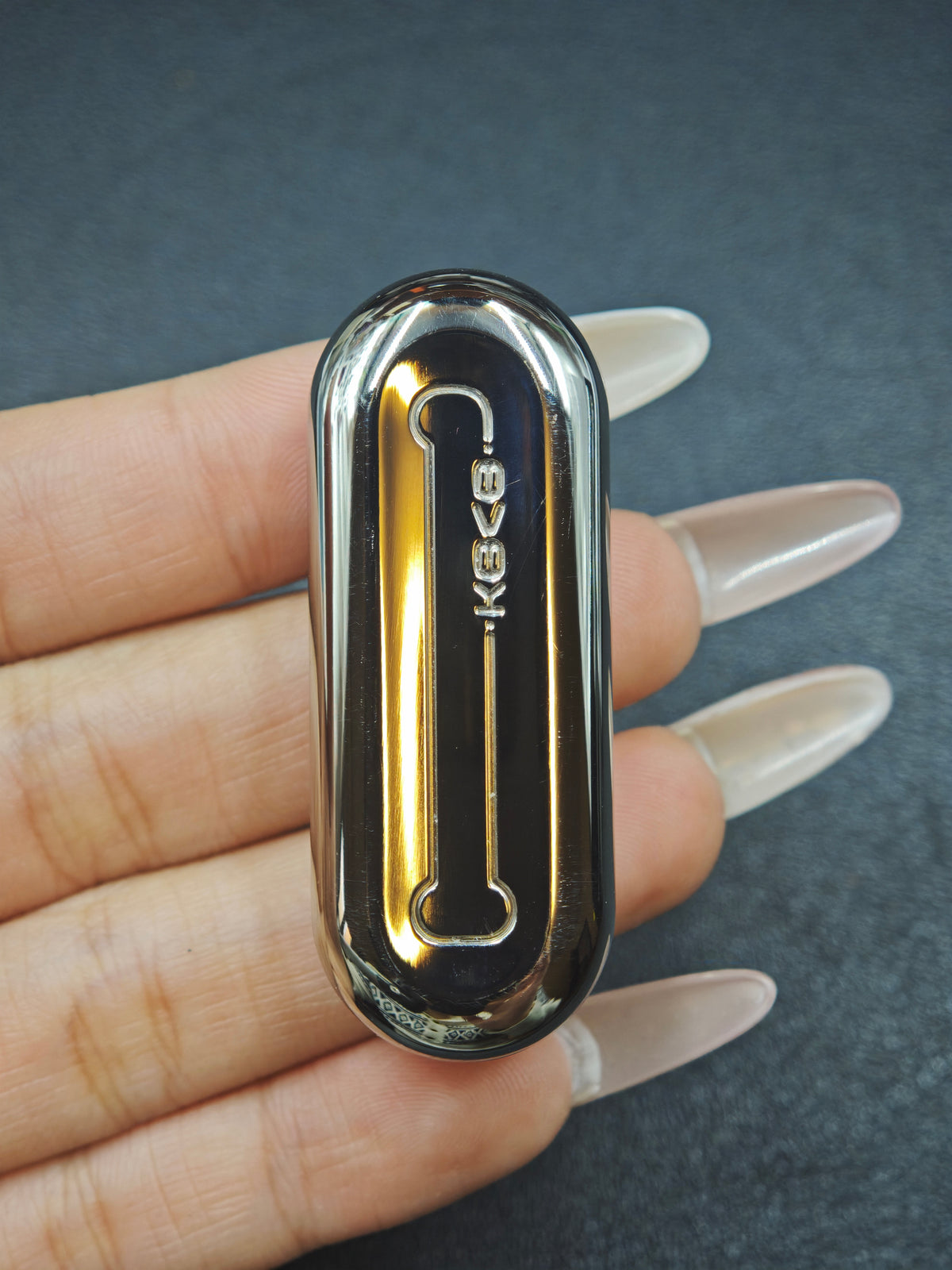 Floating Cloud Titanium