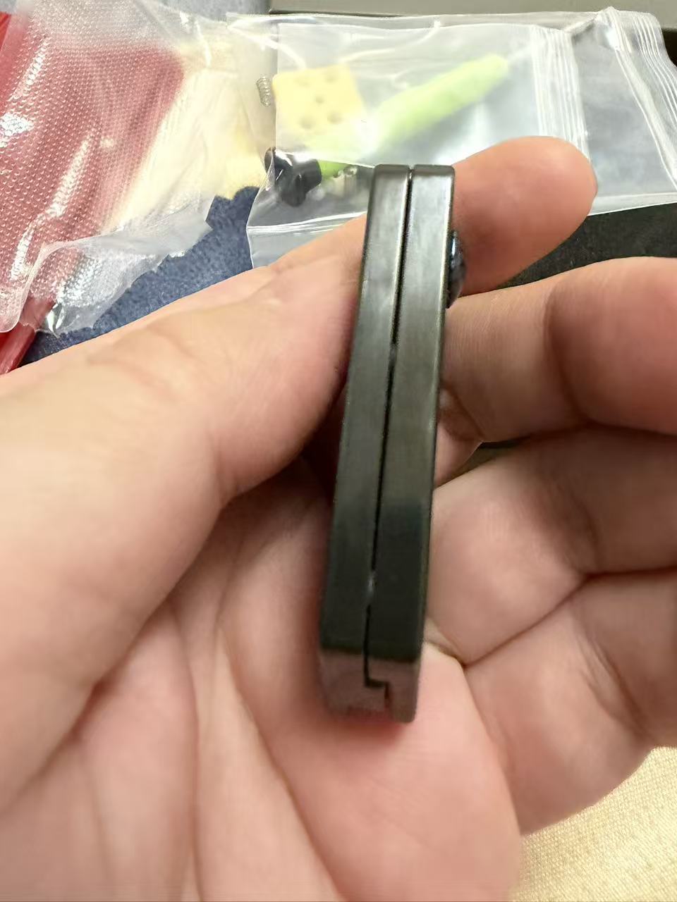 Plane Zirconium