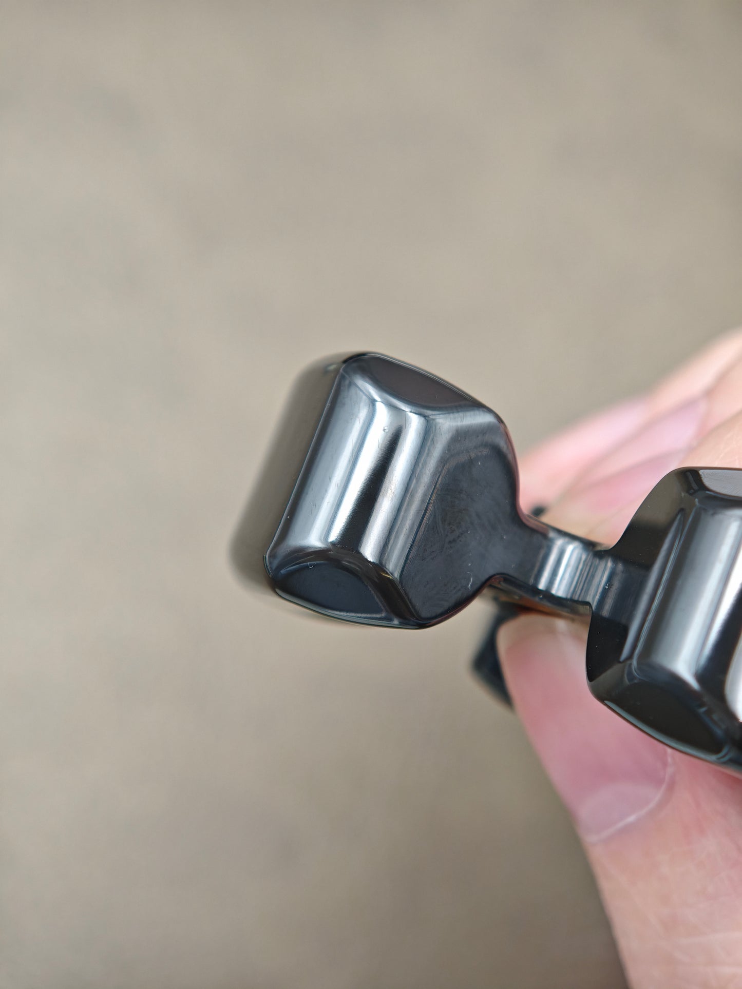 Zhenyue Bearing Cap Zirconium