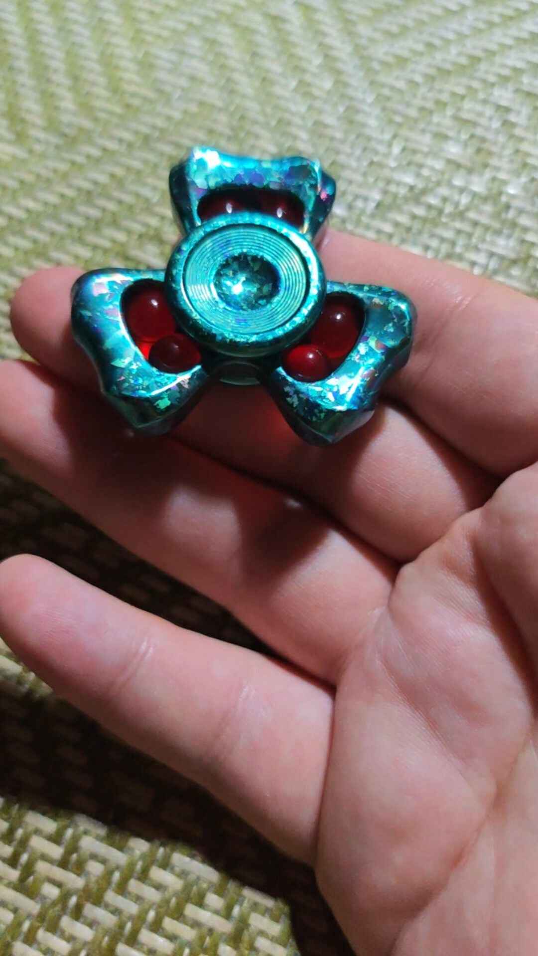 KIVA Crystallized Titanium