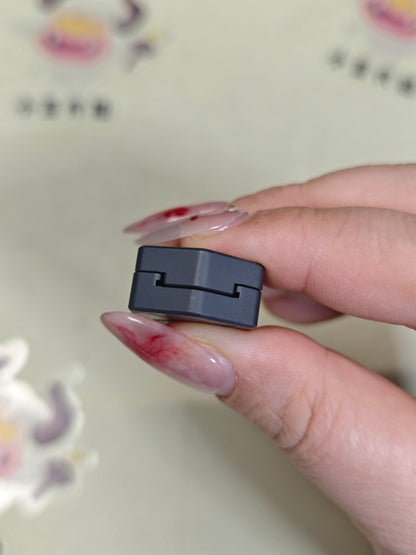 Plane Zirconium