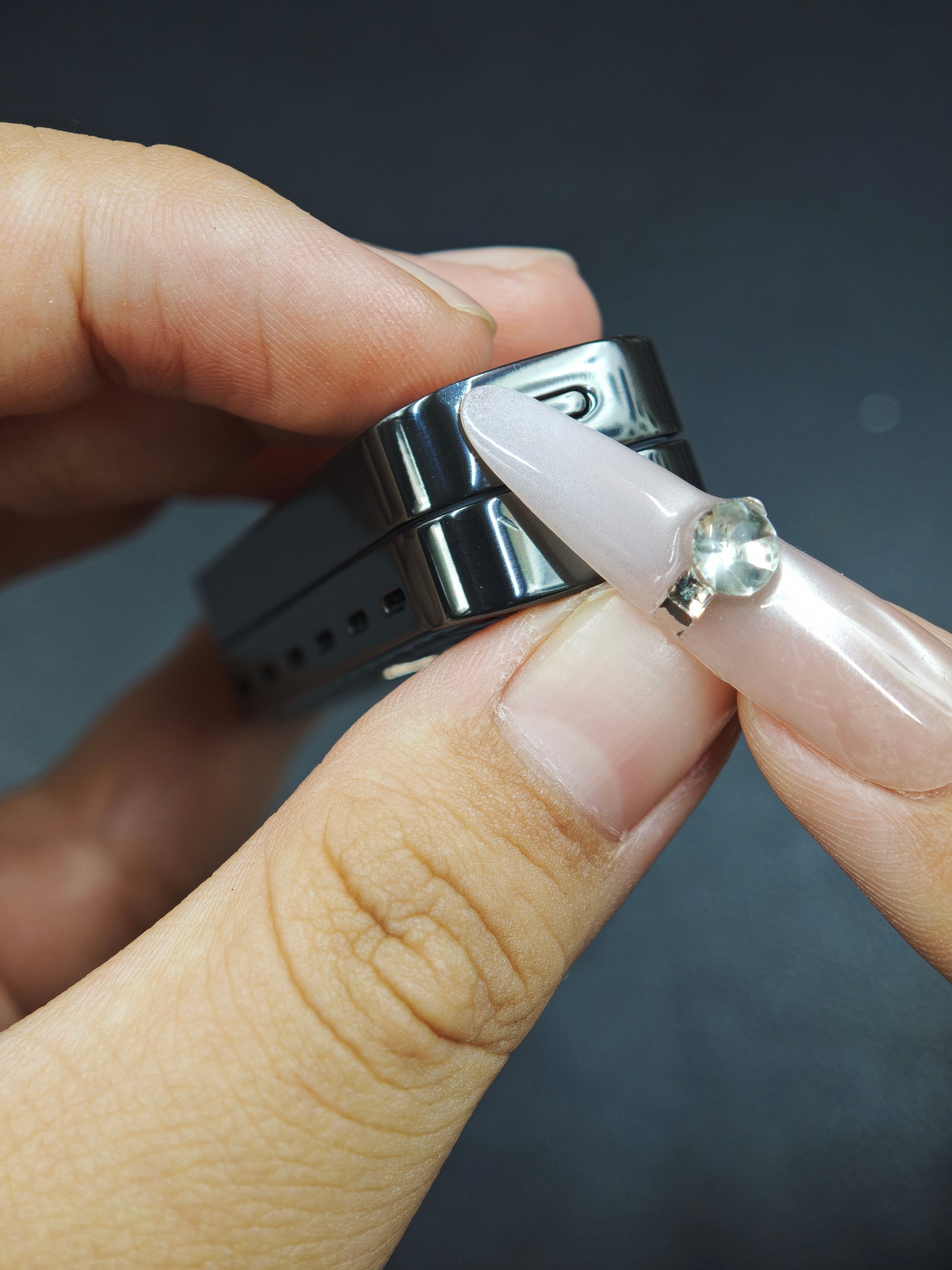Feng Ling Zirconium