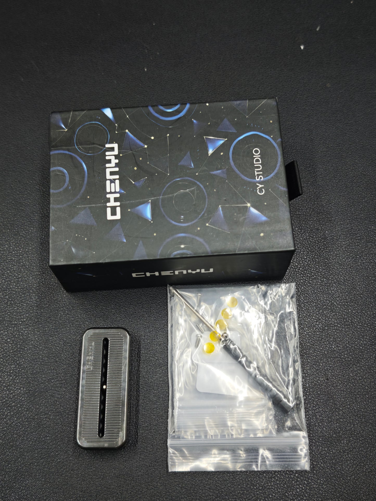 SYNTONY Zirconium