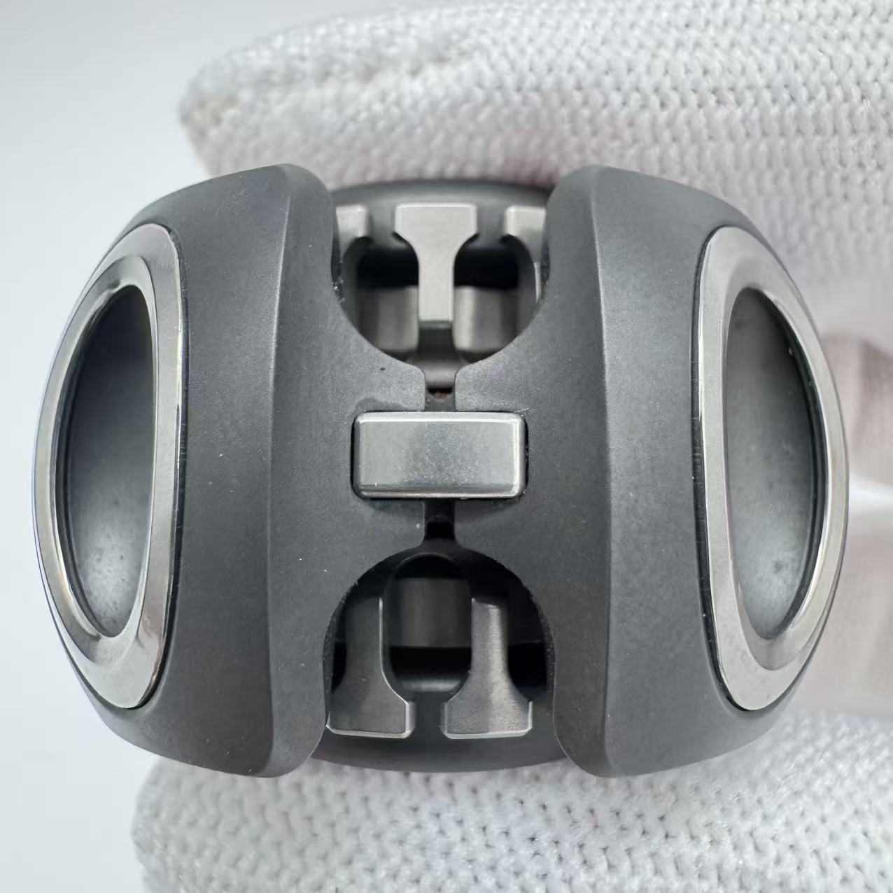 Noiz-O Zirconium Stainless Steel