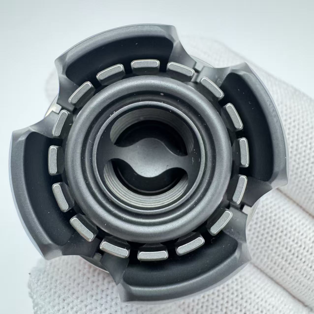 Noiz-O Zirconium Stainless Steel