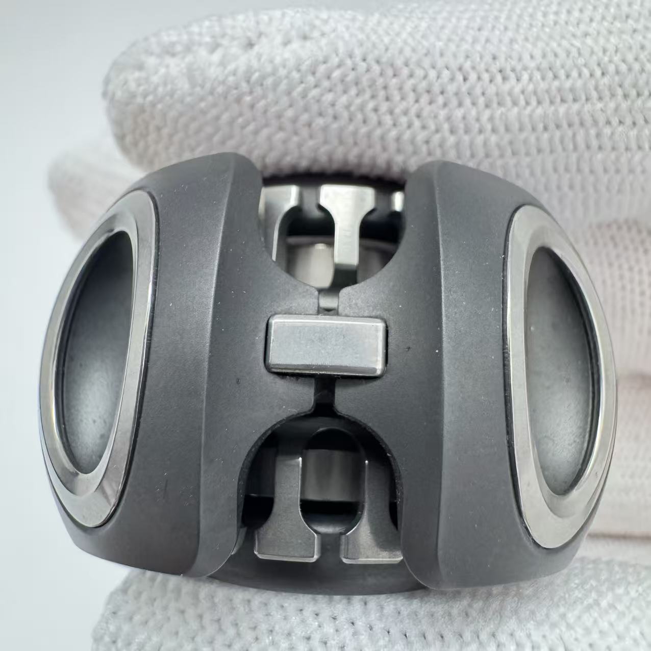 Noiz-O Zirconium Stainless Steel