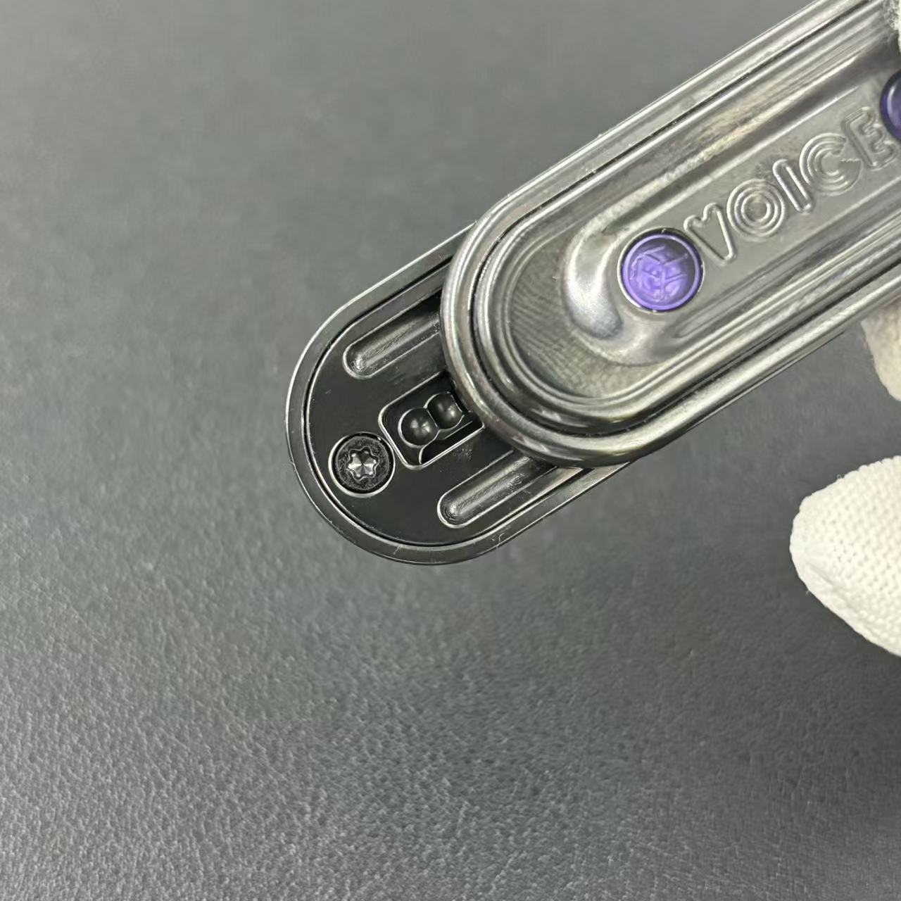 Voice Zirconium