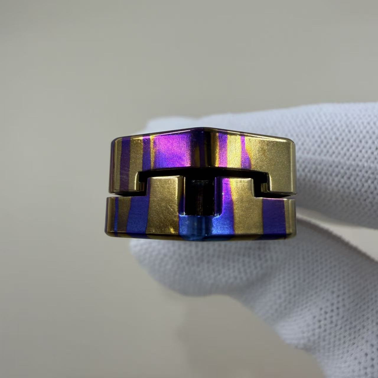 Plane Mokuti Titanium
