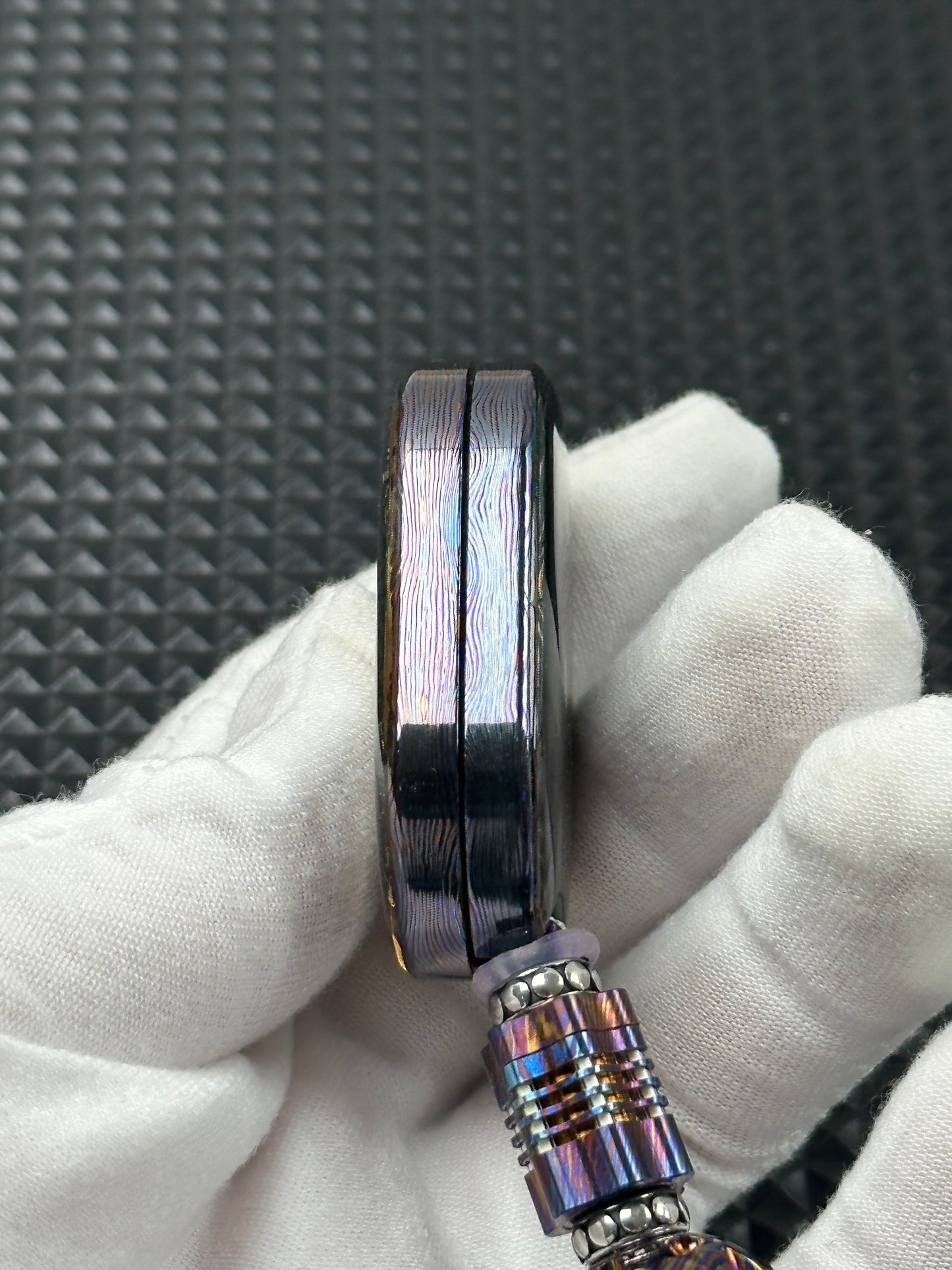 Groove Zircuti Resin-Sealed
