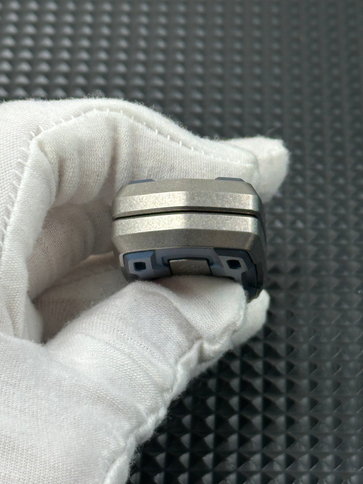 Gamut Titanium