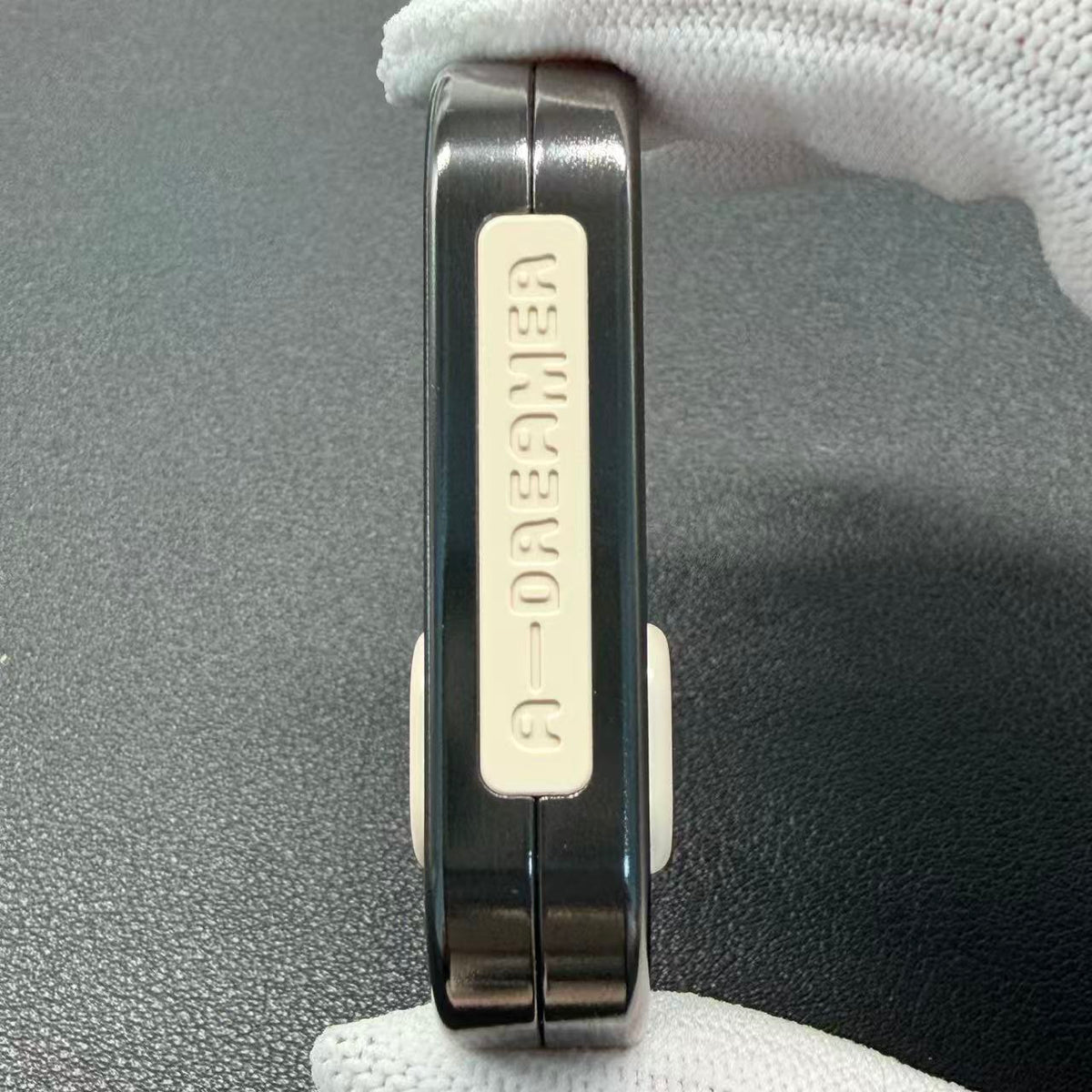 Kong Zirconium
