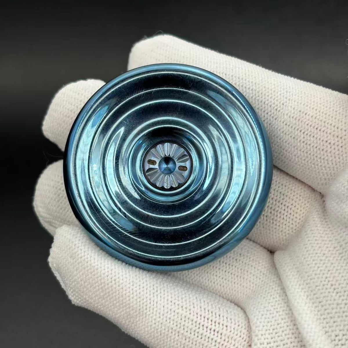 Eternal Flower Zirconium