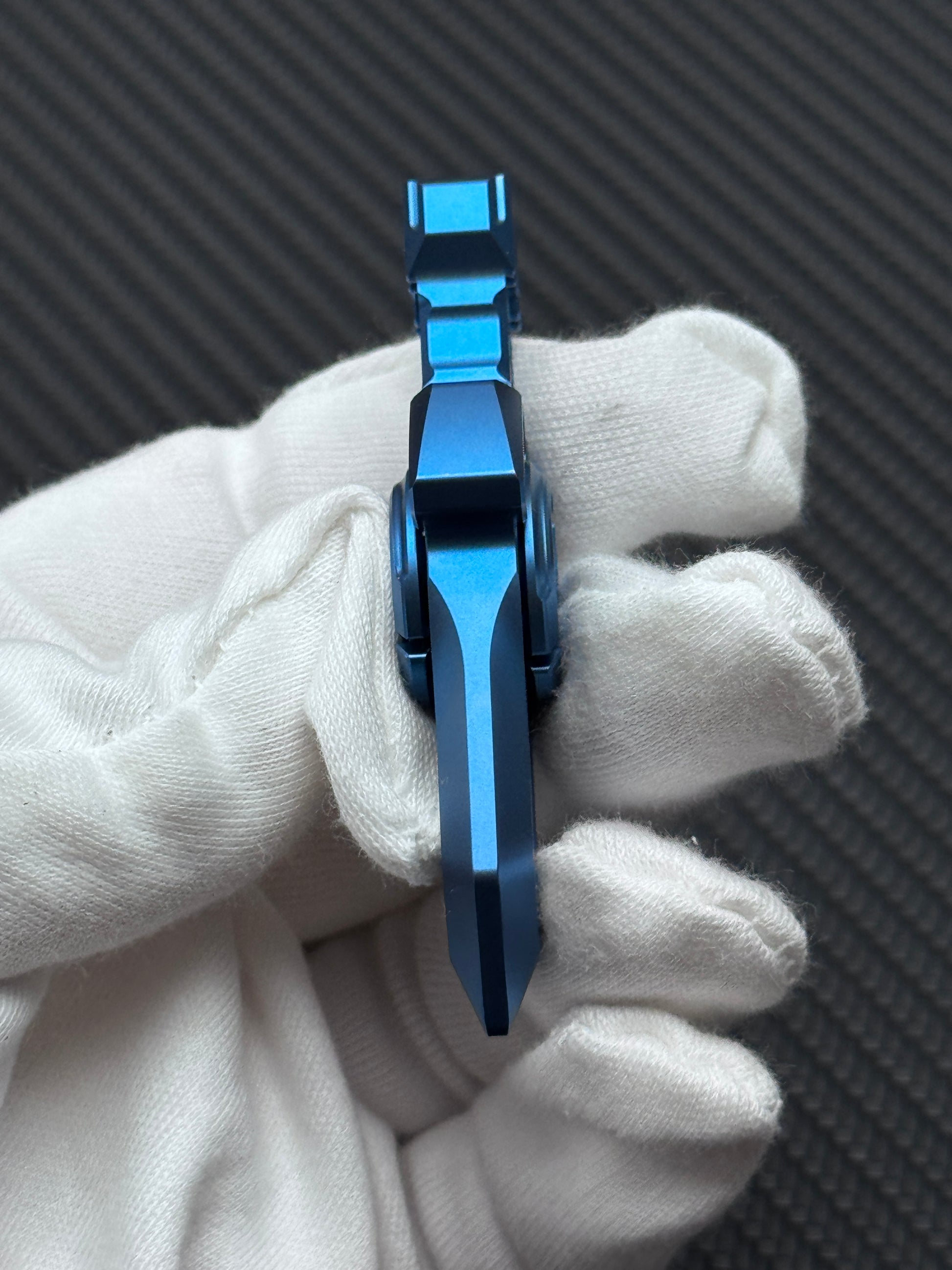 Greatsword Titanium Limited Edition