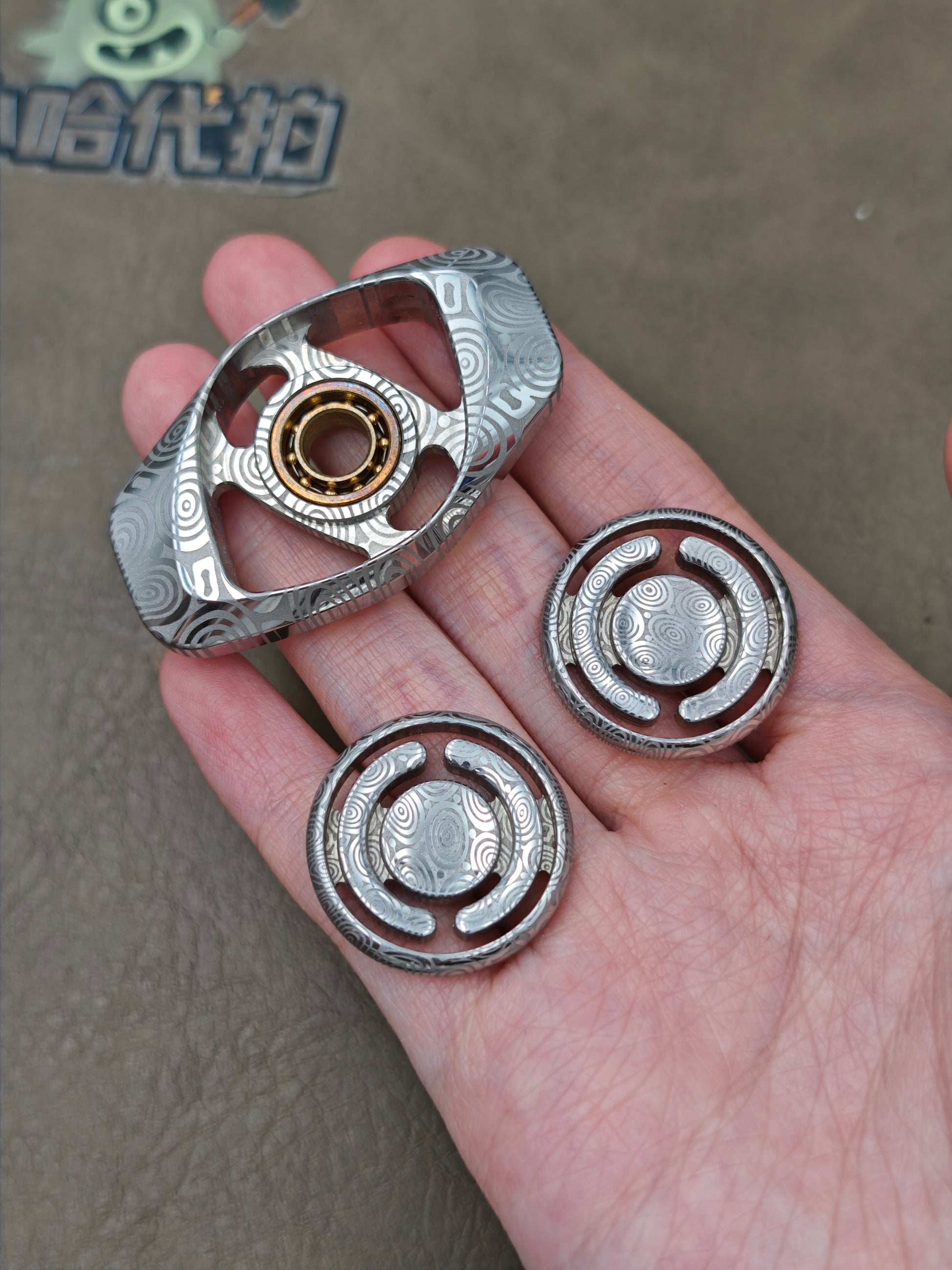 Phantom Dual Leaf Stainless Steel