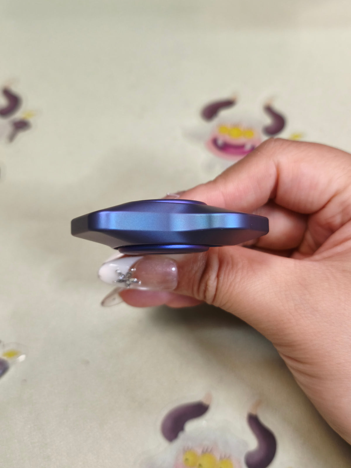 Phantom Dual Leaf Zirconium