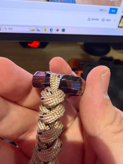 Thousand machines + Scroll