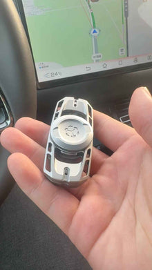 Ling Yin, Stainless Steel