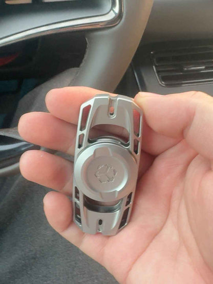 Ling Yin, Stainless Steel