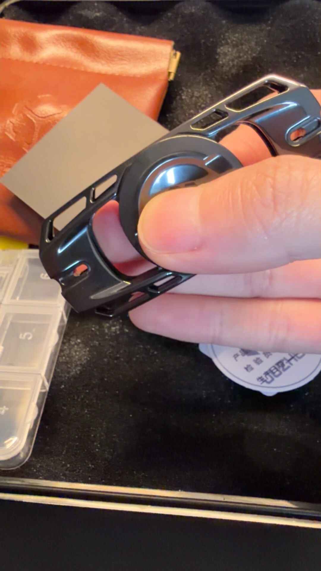Ling Yin Zirconium Titanium