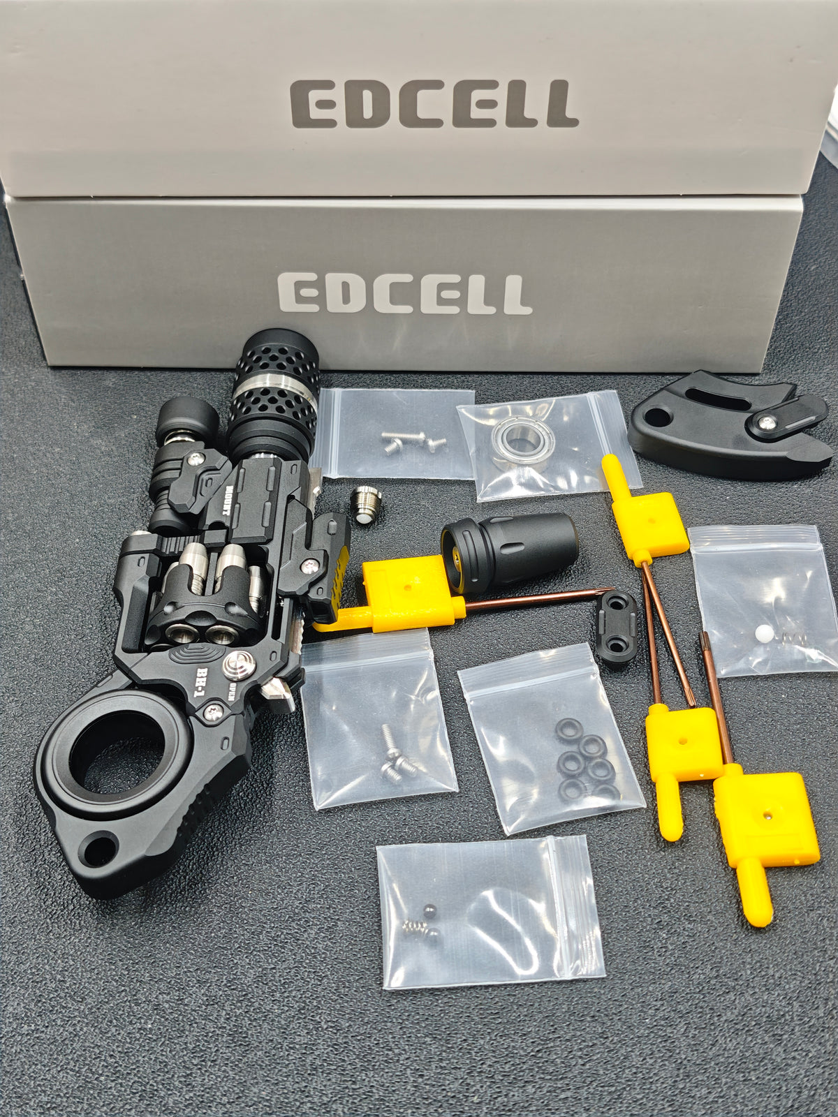 EDCELL Breaker Aluminum