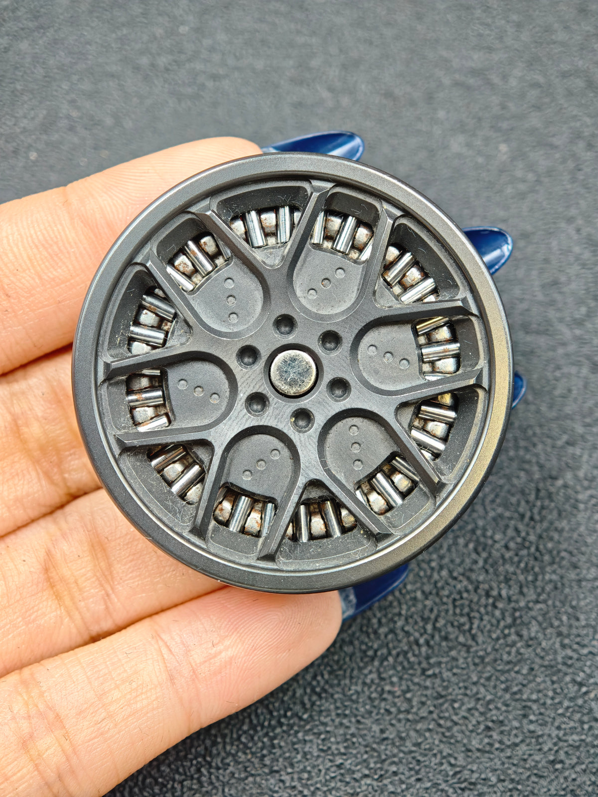 Rim Magnetic Zirconium Engraved