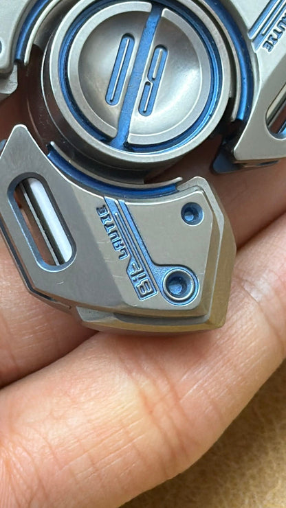 BIT 09 Titanium