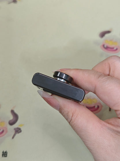 Camera M Zirconium