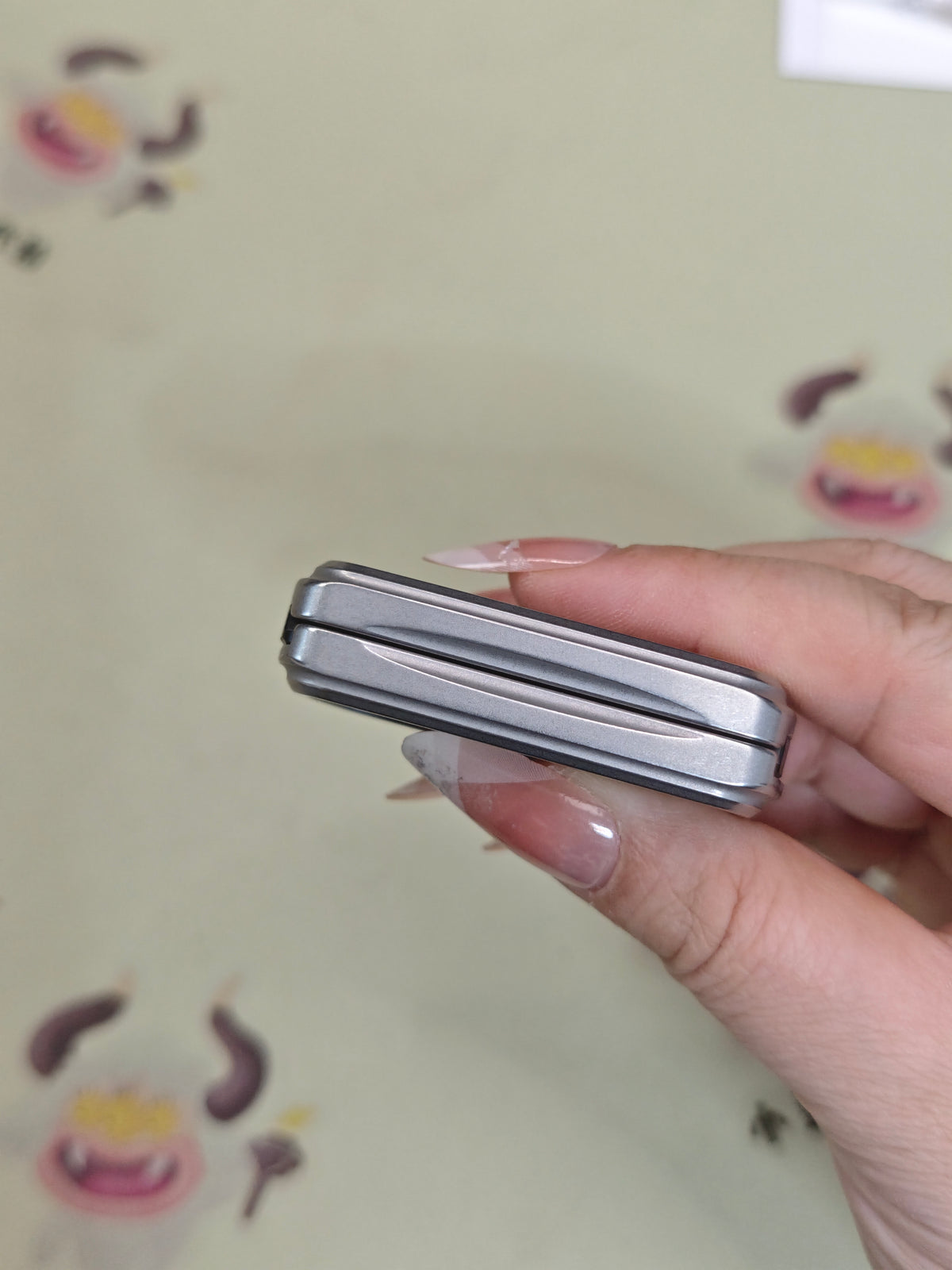 Wormhole Stainless Steel