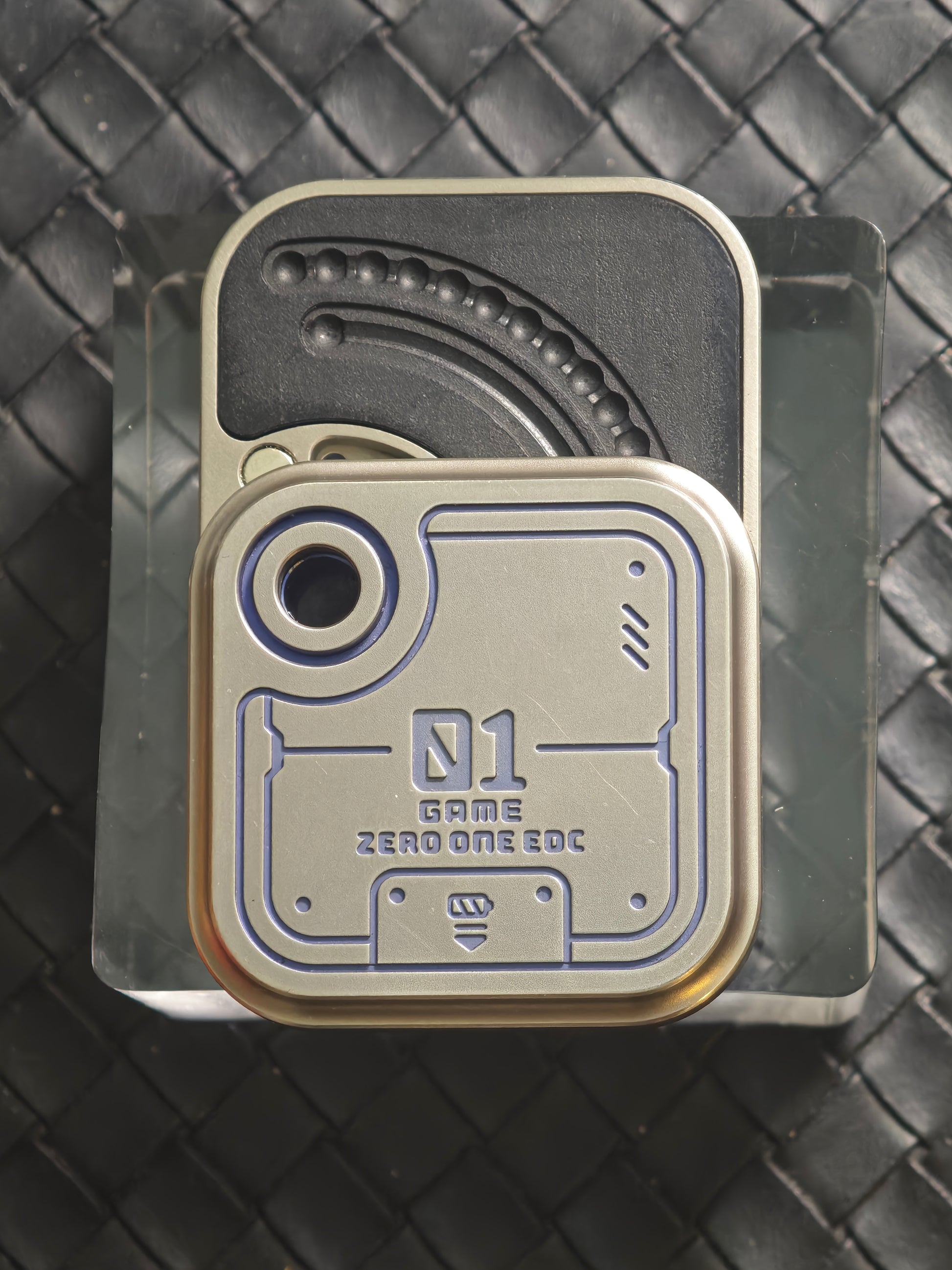 MAZE BLOCK Titanium