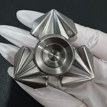 Tri Leaf Crossbone Titanium