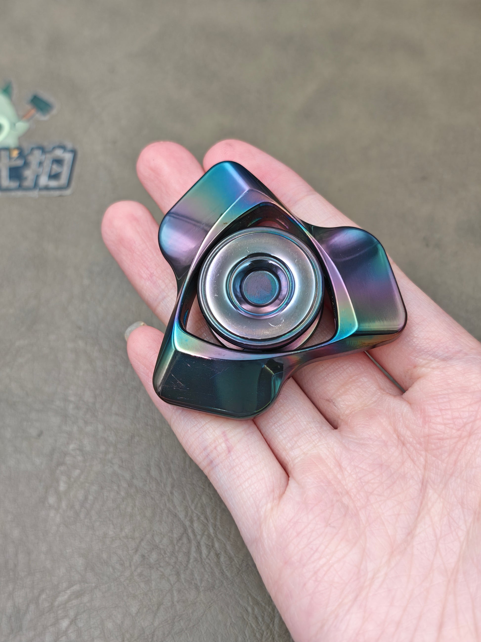 Phantom Dual Leaf Zirconium