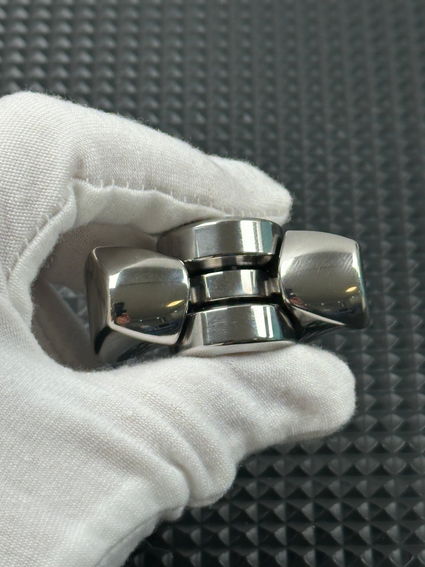 Zhen Stainless Steel