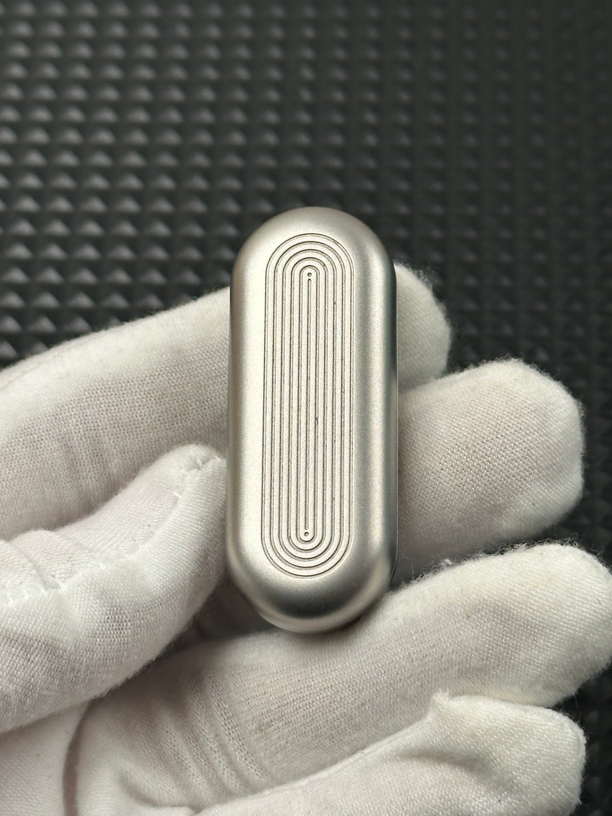 Floating Cloud Stainless Steel