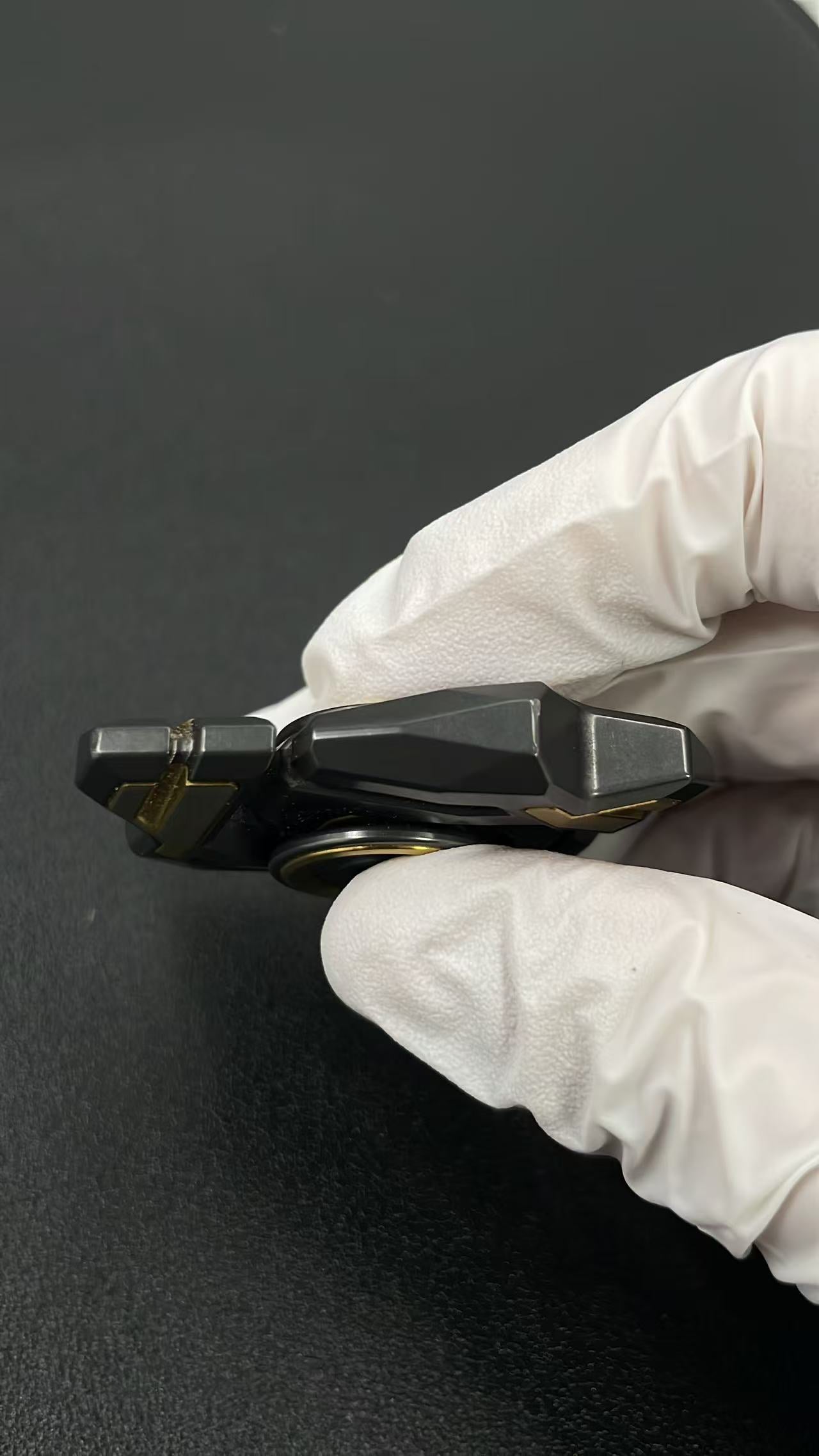Ouroboros Tungsten Zirconium