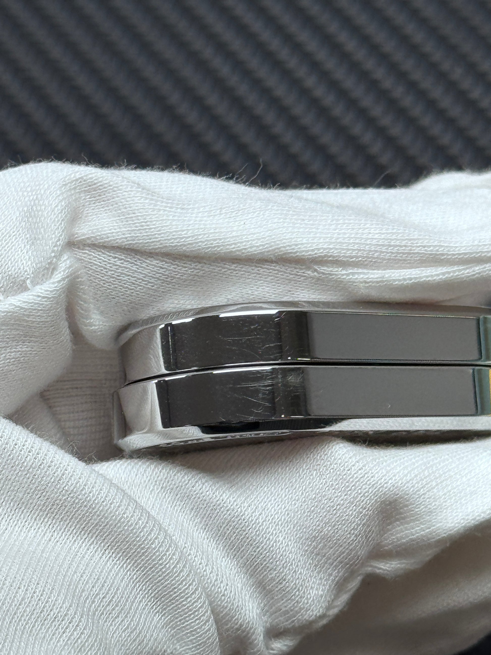 F2.9 Stainless Steel