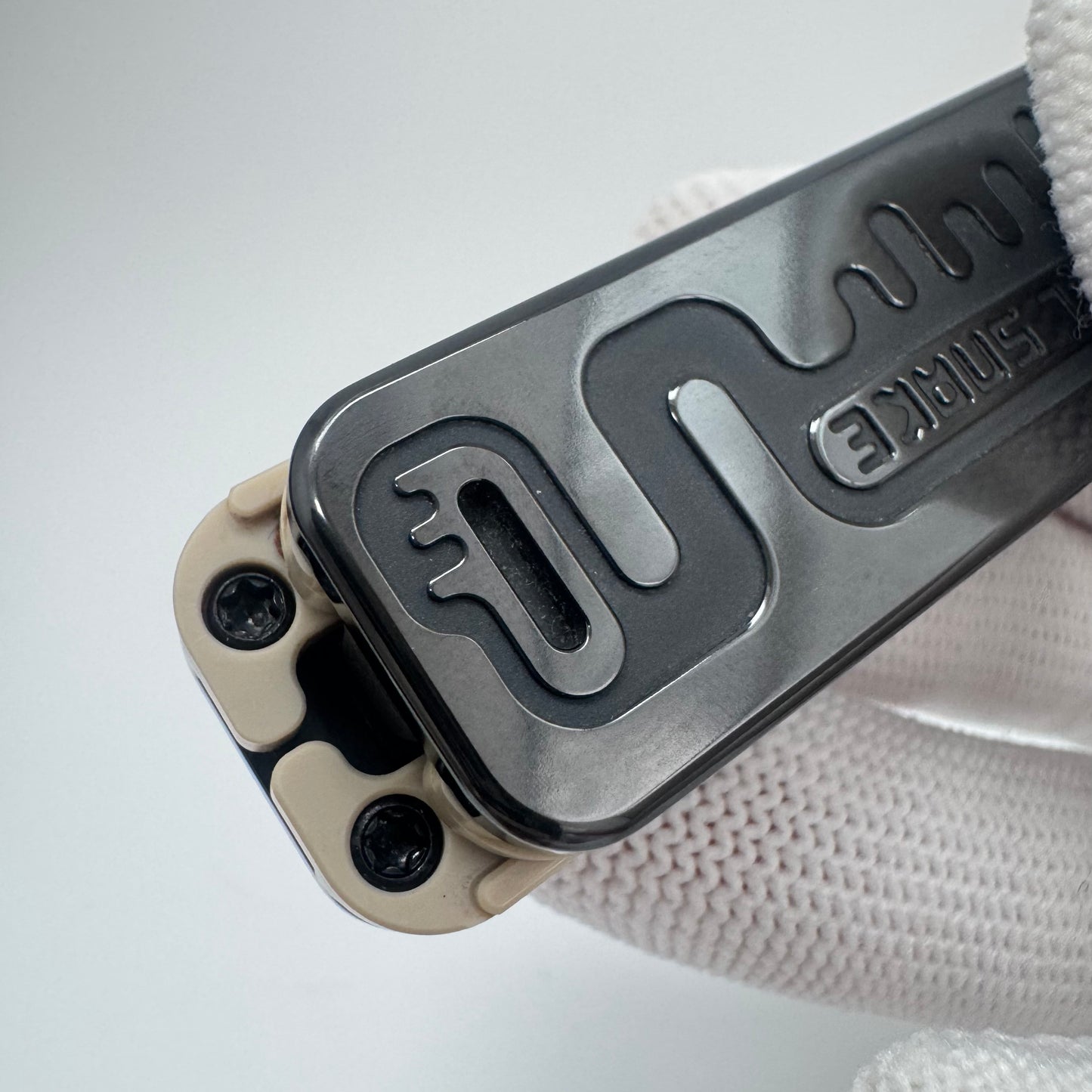 Snake Ejector Zirconium Zircuti