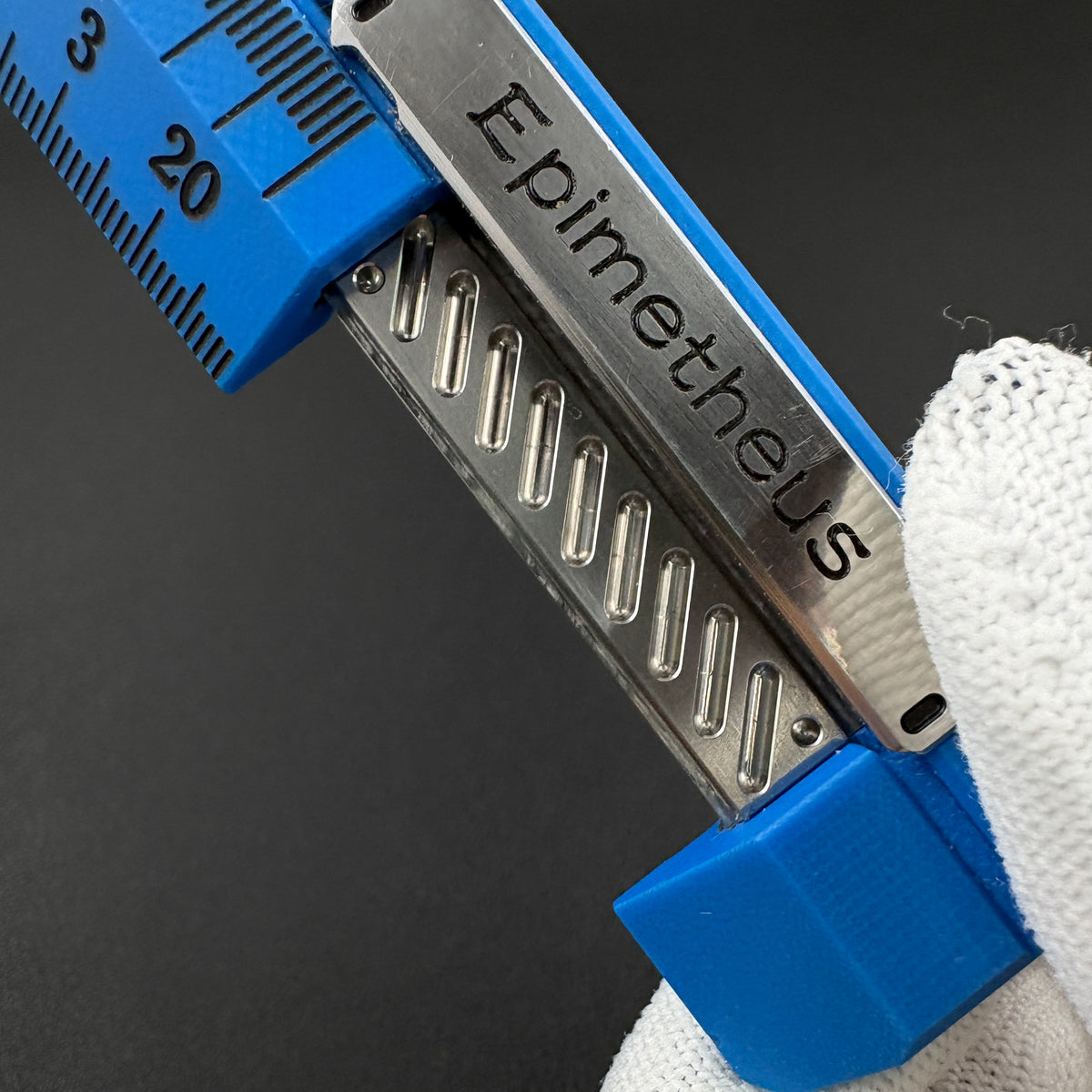 Quirky Ruler G10