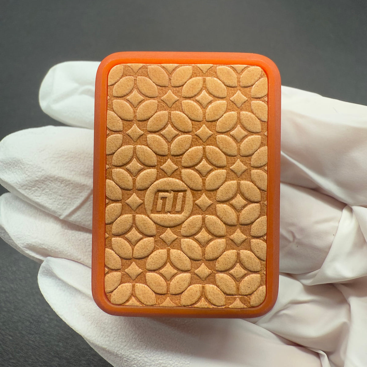 Mahjon Resin