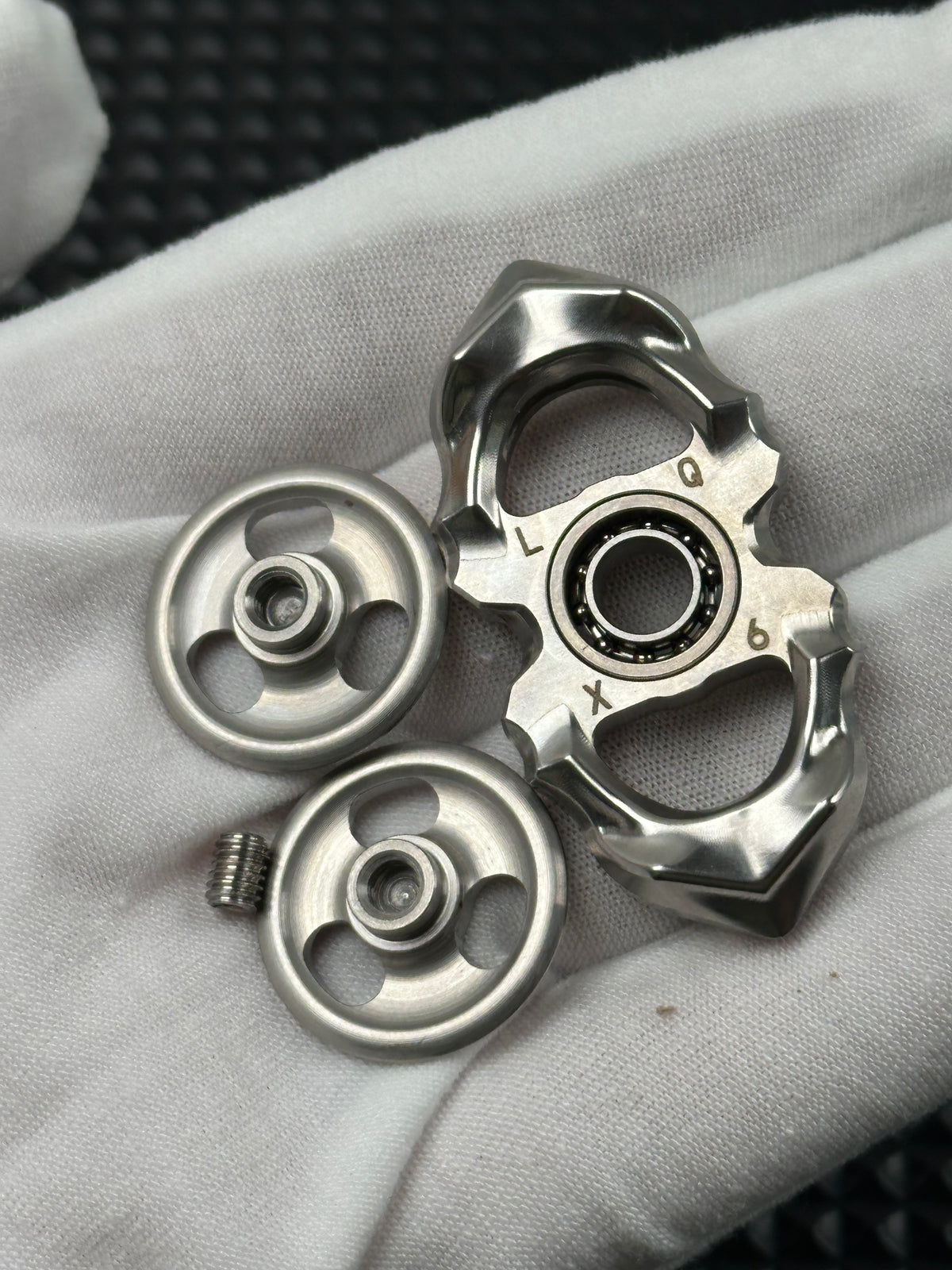 Thorns And Fog Stainless Steel Machine Finished