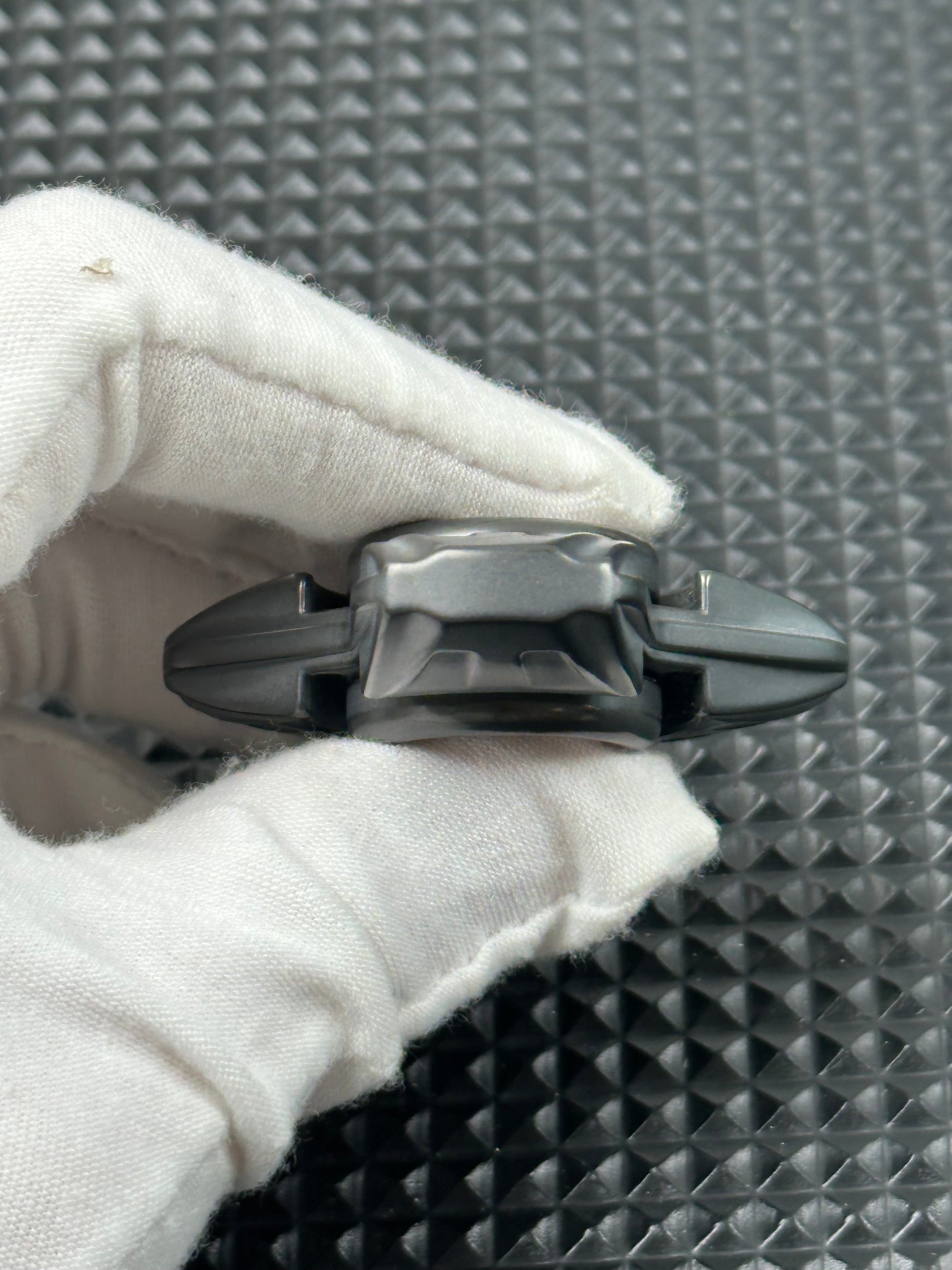 G One Zirconium