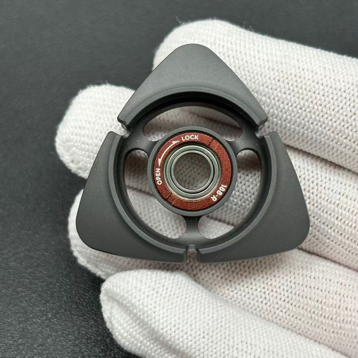 BIT 04 Zirconium