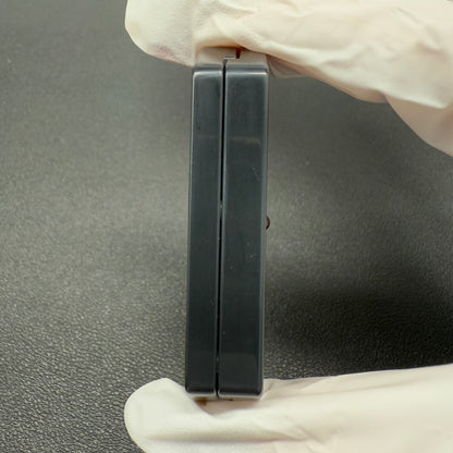 Plane Zirconium