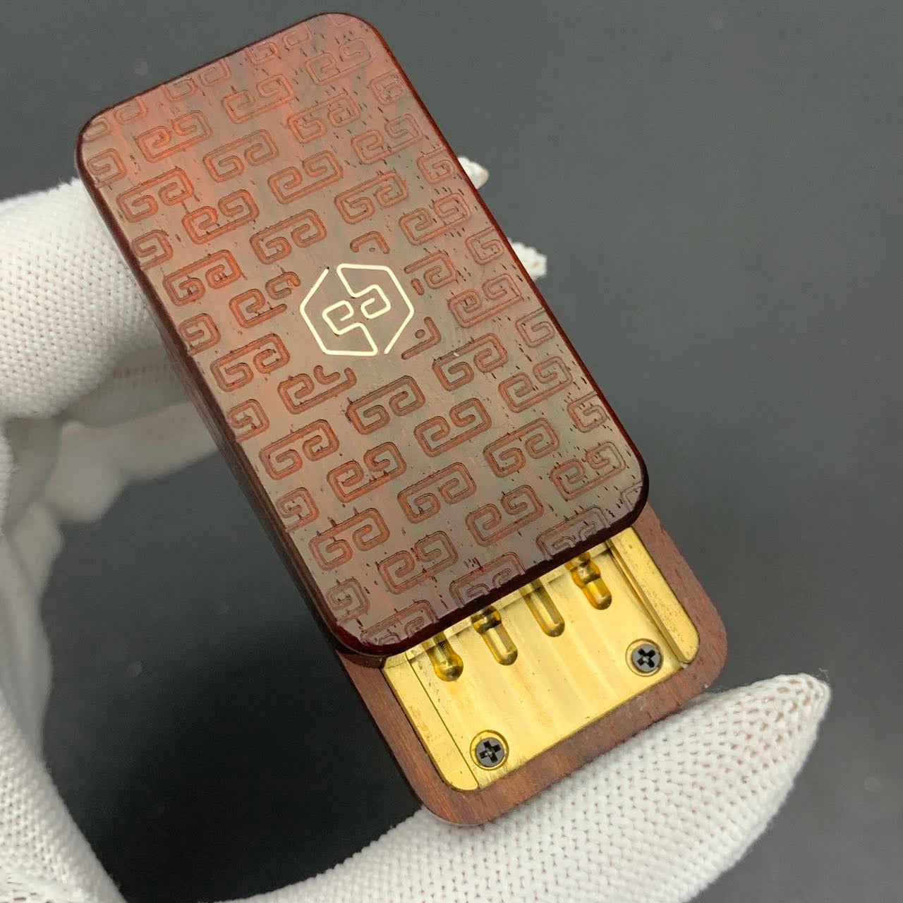 Fortune Serpent Sandalwood