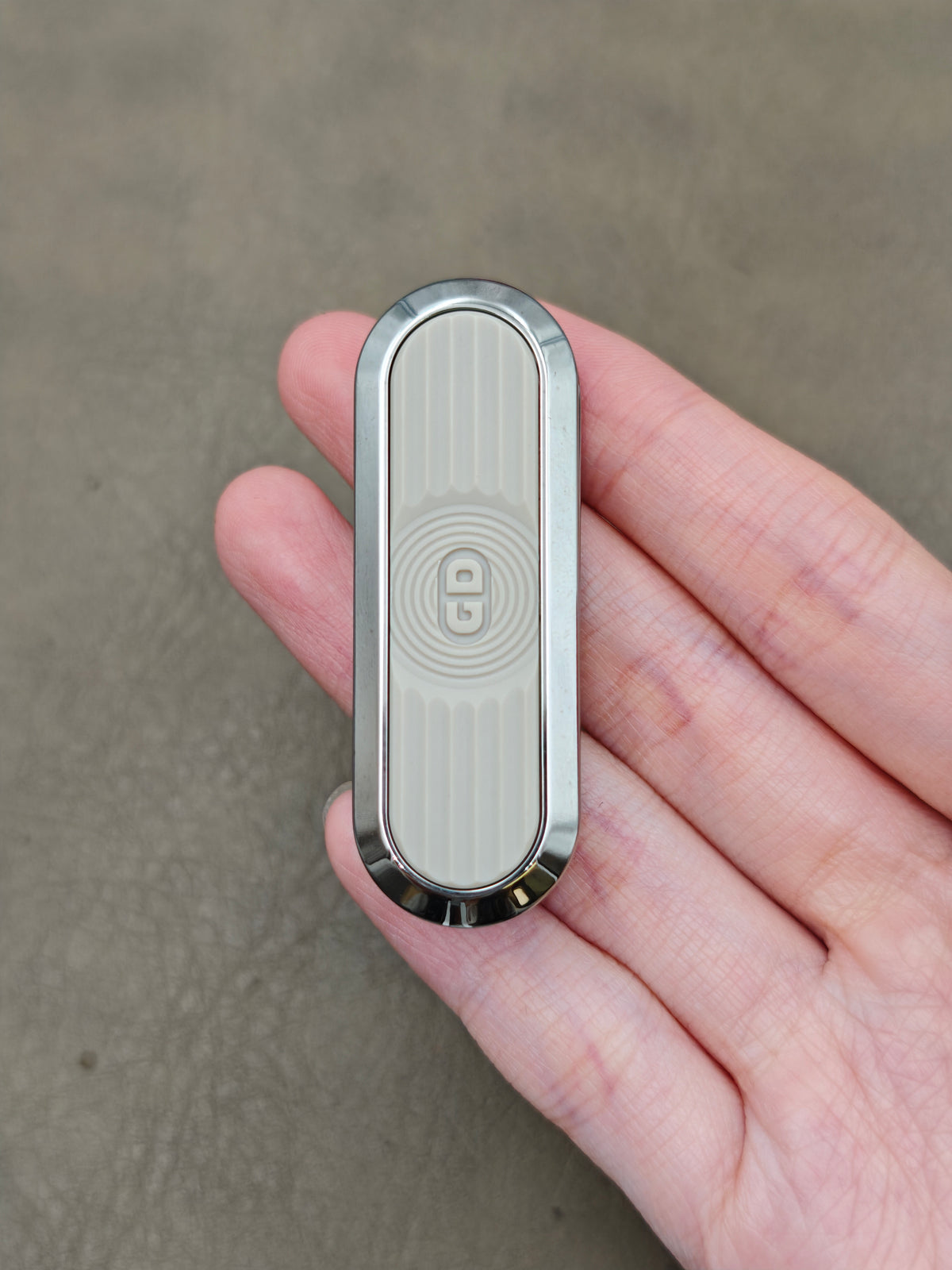 Pipa Plate Titanium Polished