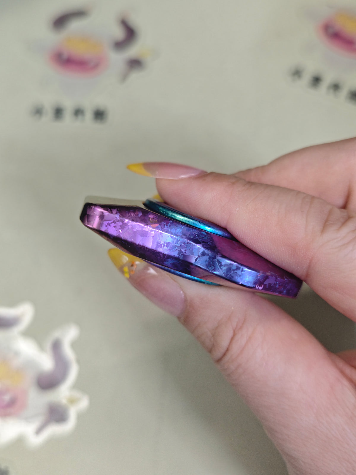 Phantom Dual Leaf Crystallized Titanium