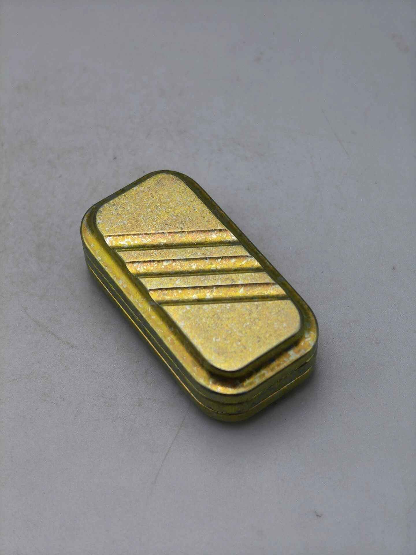 Lucky Candy Crystallized Titanium