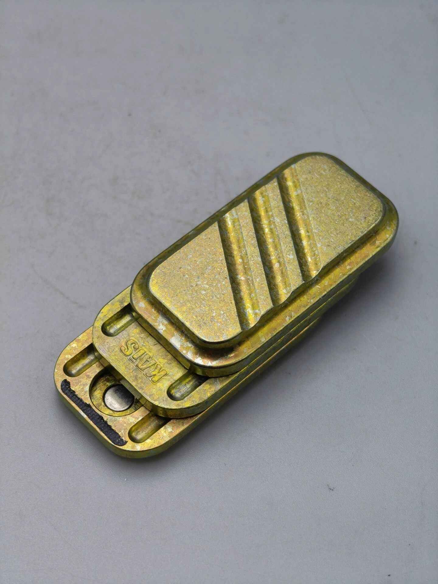 Lucky Candy Crystallized Titanium