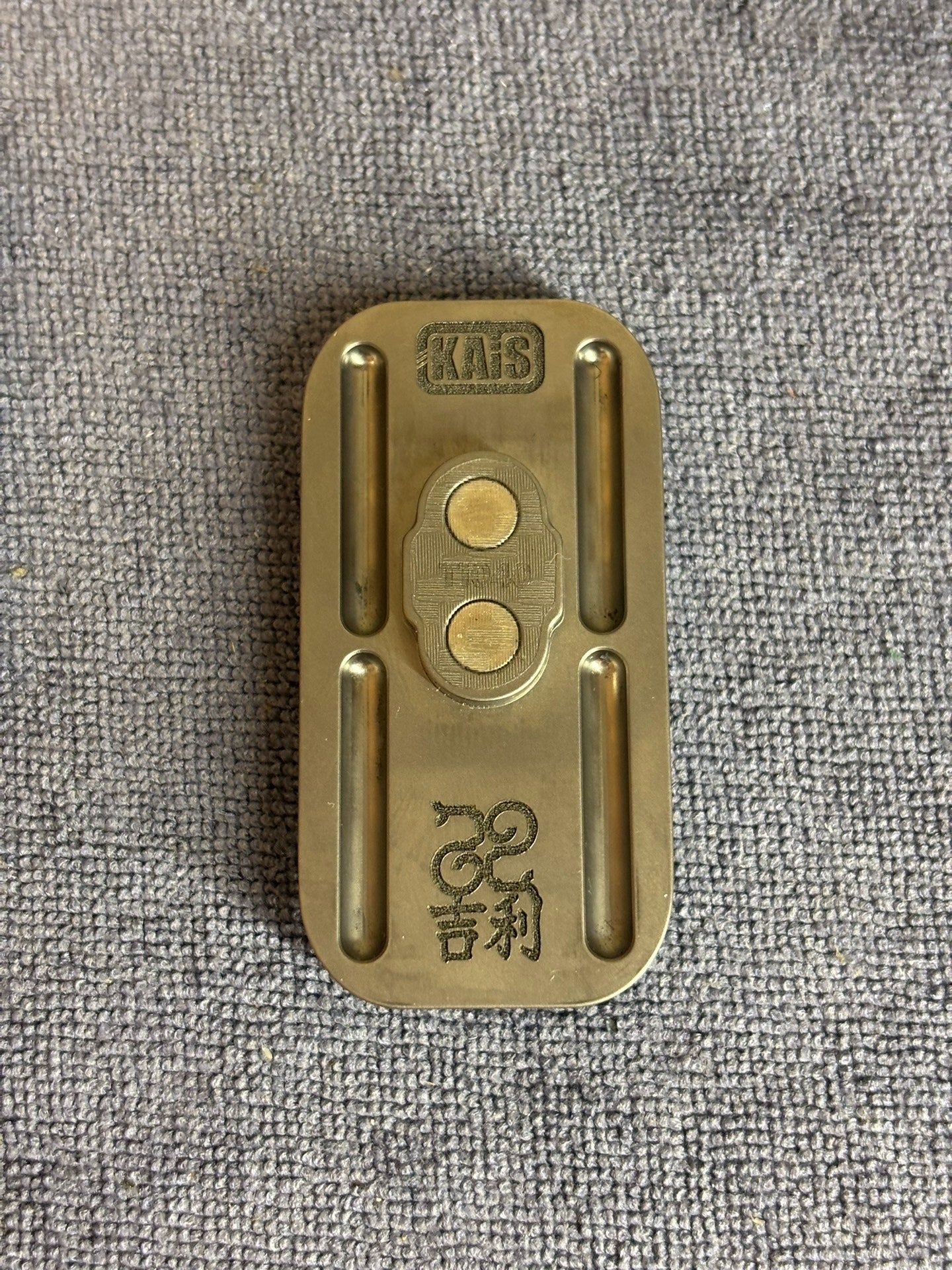 Lucky Candy Titanium